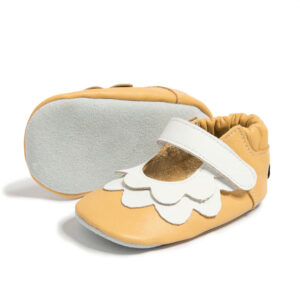 ShooShoos baby shoes with soft leather soles