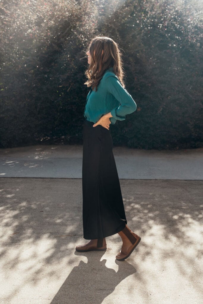 Shapen Victory Chelsea barefoot boots with a taller shaft