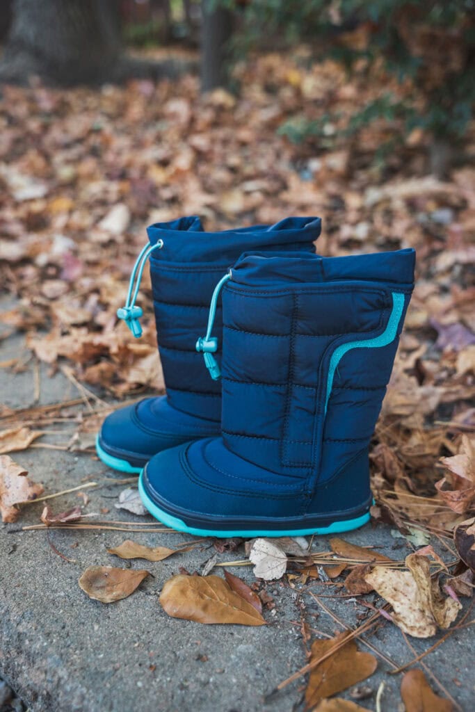 Ten Little Minimalist Snow Boots for toddlers