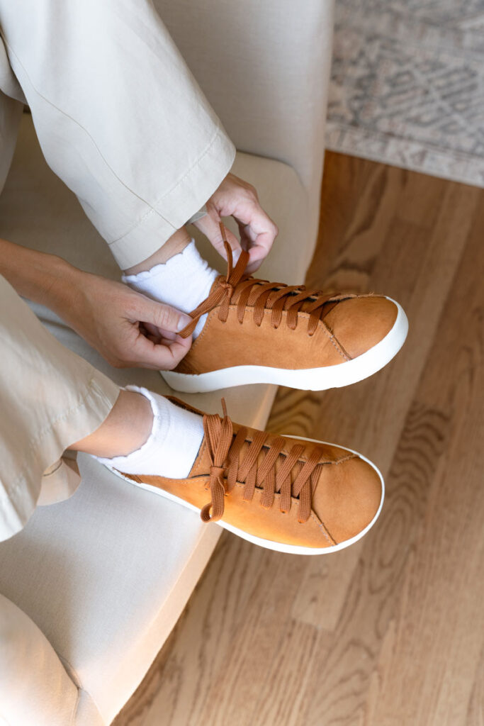 Softstar SOM barefoot sneakers in soft nubuck