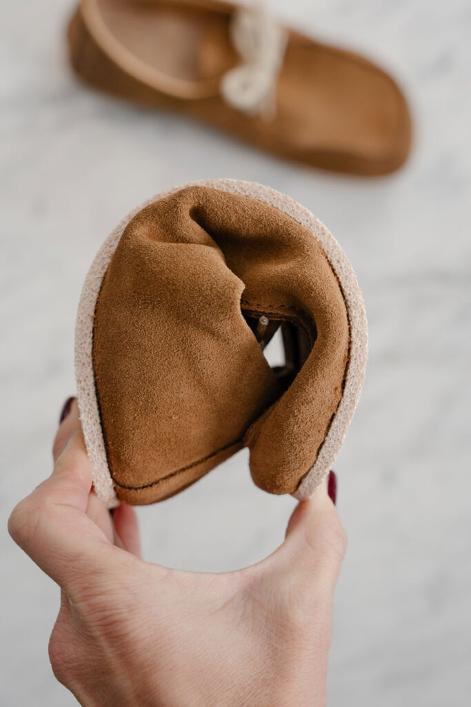 Wooden tile insole from RawClays, Italian brand with flexible barefoot shoes