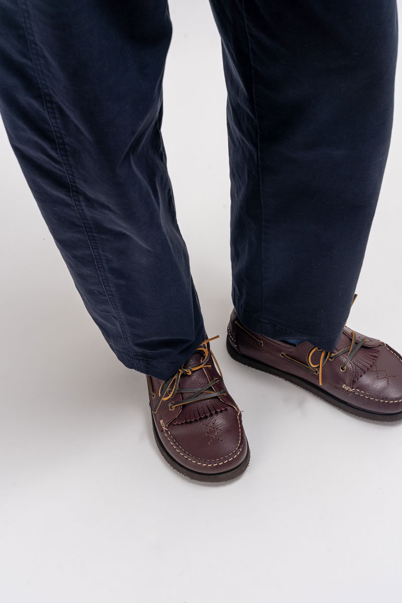 High quality leather of the Dolfie Deck wide toe box boat shoes