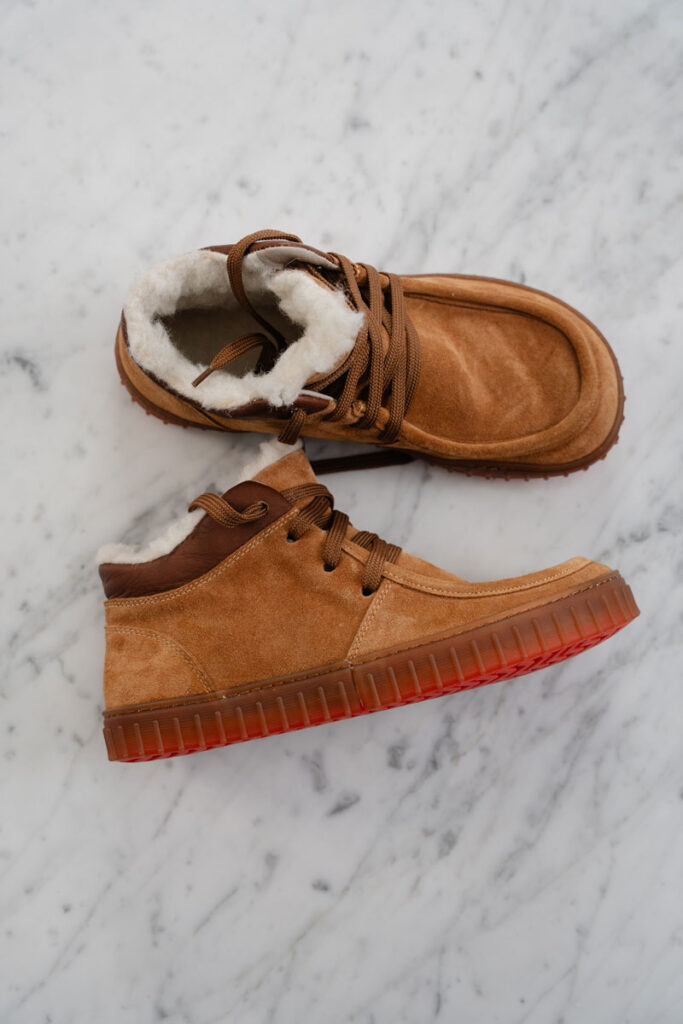 Magical Shoes Monet, barefoot suede mod-toe boots with wool lining