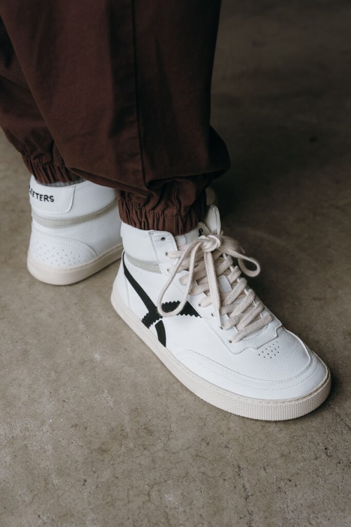 Fleeters High Tops are cool barefoot shoes for tweens