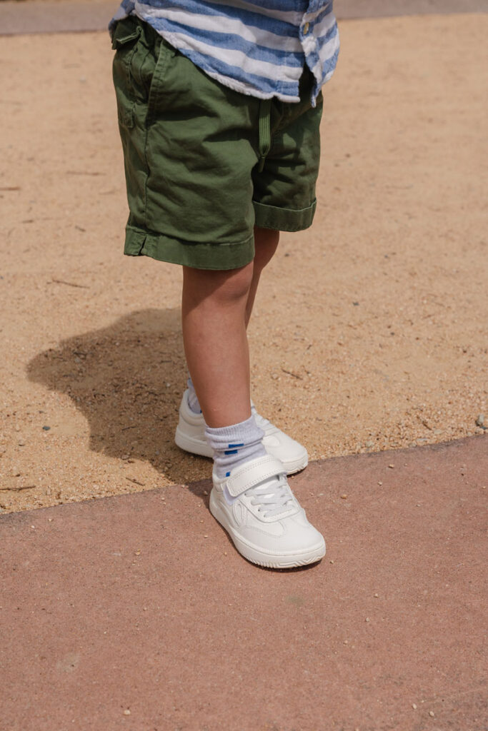 Lejan One Kids Barefoot Sneakers