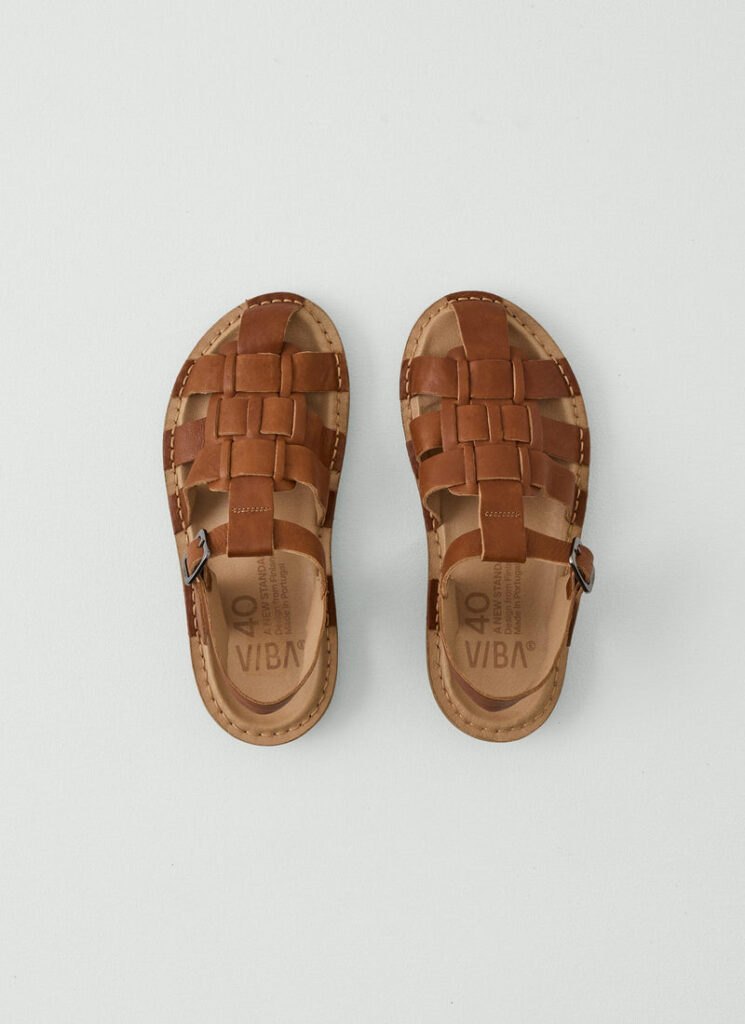 Vibae fisherman sandals with a wide toe box