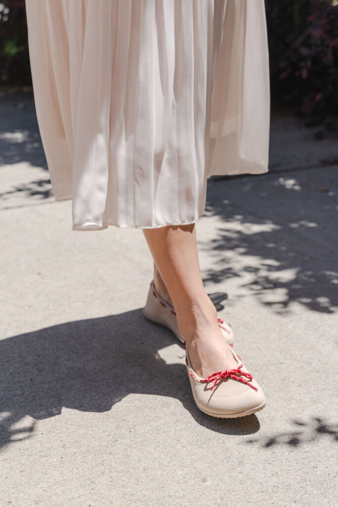 Vivaia Nika barefoot ballet flats
