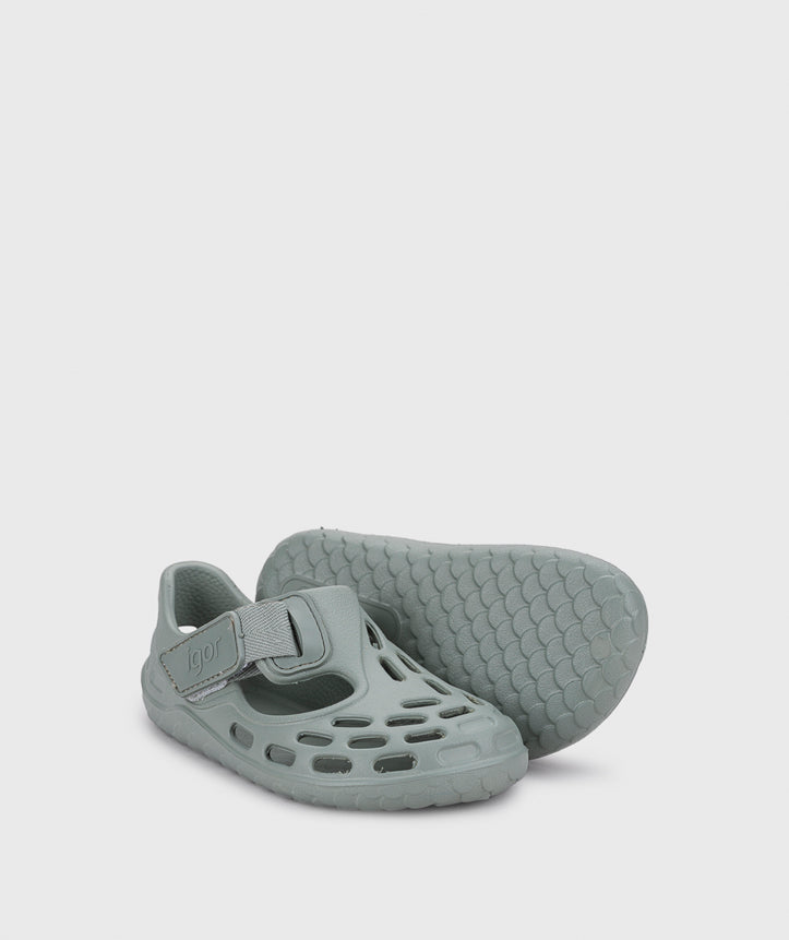Igor Tijuca barefoot clogs for kids as barefoot croc alternative
