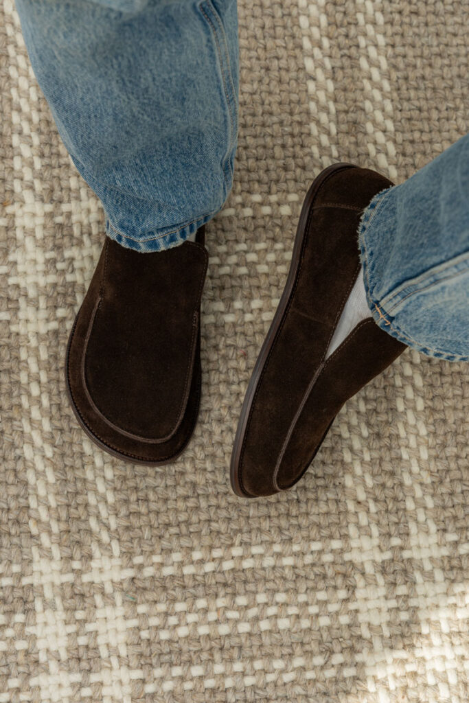 Nugaia Allure Timeless loafers in brown suede with a wide toe box